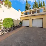 Cozy 1-bedroom Retreat Roca * 埃斯特波纳