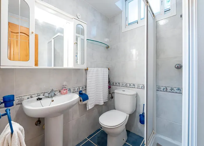 Cozy 1-bedroom Retreat Roca Хостел *